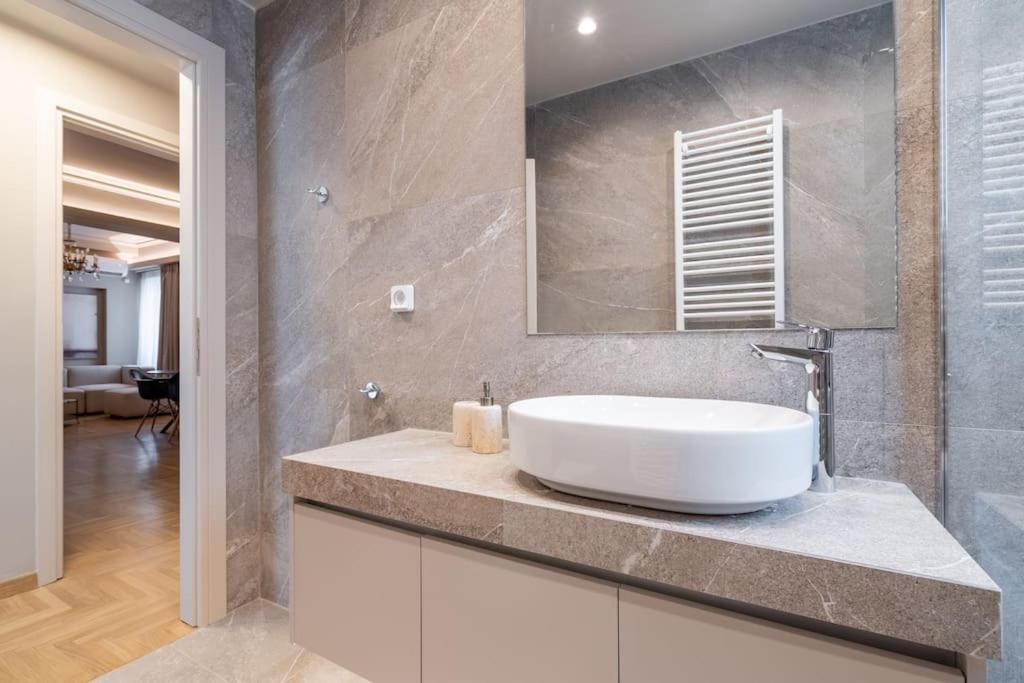Urban Elegance In Kolonaki Daire Atina Dış mekan fotoğraf